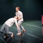 Foto Rakvere Teatri lavastusest "Ingel", fotograaf Kalev Lilleorg