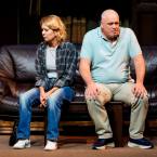 Foto Rakvere Teatri lavastusest "Tsikaadide aeg", fotograaf Kalev Lilleorg