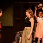 Foto Rakvere Teatri lavastusest "Tsikaadide aeg", fotograaf Kalev Lilleorg