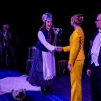Rakvere_Teater_Presidendi_lustakas_vastuv6tt_ulakatele_lastele_foto_Kalev_Lilleorg