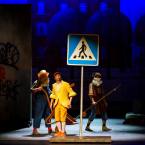 Foto Rakvere Teatri lavastusest "Päkapikkude parim puhkus", fotograaf Kalev Lilleorg