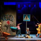 Foto Rakvere Teatri lavastusest "Päkapikkude parim puhkus", fotograaf Kalev Lilleorg