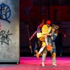 Foto Rakvere Teatri lavastusest "Päkapikkude parim puhkus", fotograaf Kalev Lilleorg