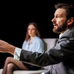 Foto Rakvere Teatri lavastusest "Pimekaader", fotograaf Kalev Lilleorg