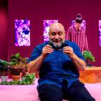 Foto Rakvere Teatri lavastusest "Vöötrada", fotograaf Kalev Lilleorg 